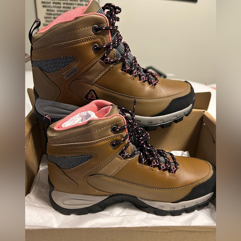 OTAH Forestier Mid Womens Hiking Boots - Camel and Pink